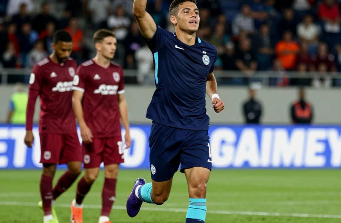 Tokyo Verdy: Quả phạt góc thứ 9 và sợi chỉ mong manh của một đội chưa biết thắng Tokyo Verdy: Quả phạt góc thứ 9 và sợi chỉ mong manh của một đội chưa biết thắng
