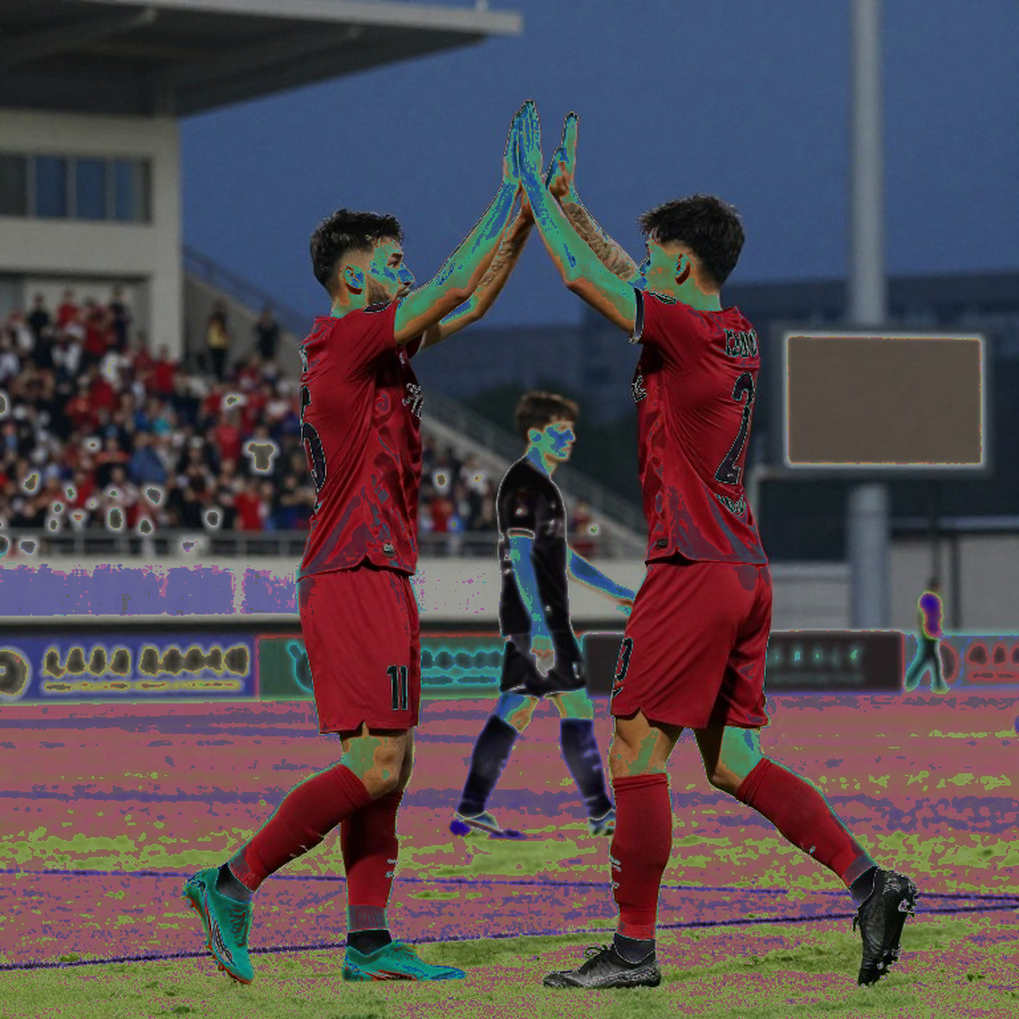 Nguyễn Xuân Son nhận SUV 600 triệu sau danh hiệu Vua phá lưới ASEAN Cup 2026: 'Đây là phần thưởng xứng đáng'
