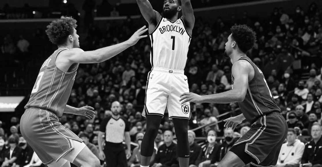 Olympiacos 92-90 Fenerbahce: Hai lần lội ngược dòng và khoảng trống phòng ngự chuyển đổi