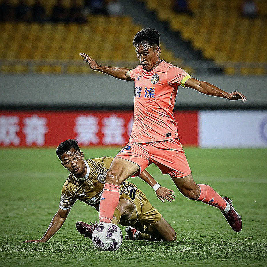 Suất ngoại binh thứ tư và khoảng trống chưa ai đếm ở V.League