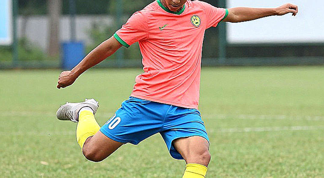 Kỷ luật của ô trống: nghề kiểm chứng dữ liệu bóng đá trẻ nhìn từ Cebu về V.League